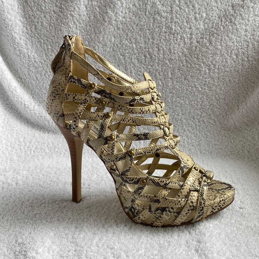 Steve Madden Candi snake skin cage platform heels. Size 9.